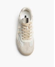 Charger l'image dans la galerie, Baskets 6040B
