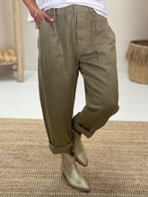 Charger l&#39;image dans la galerie, Pantalon TEQUILA by BANDITAS
