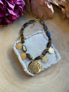 Collier