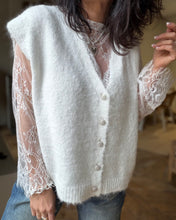 Charger l'image dans la galerie, Ensemble gilet + t-shirt dentelle 8321

