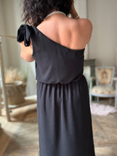 Charger l&#39;image dans la galerie, Robe noire ONE SHOULDER
