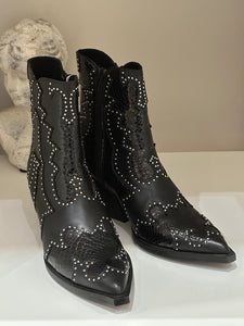 Bottines noires 3780