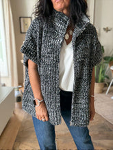 Charger l&#39;image dans la galerie, Gilet super by BANDITAS
