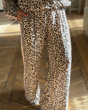 Charger l'image dans la galerie, Pantalon léopard 2172
