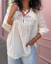 Charger l'image dans la galerie, Blouse TRAIANO by BANDITAS
