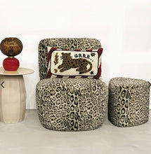 Charger l'image dans la galerie, Tabouret Eve façon léopard L45 P35 H35cm
