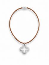Charger l'image dans la galerie, Collier cuir 4 feuilles 1352

