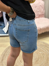 Charger l&#39;image dans la galerie, Short jean bleu clair (du 38 au 48)
